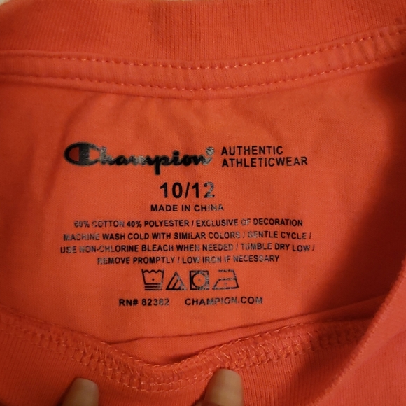 👕 2 Champion shirt bundle 👕 - Picture 3 of 5